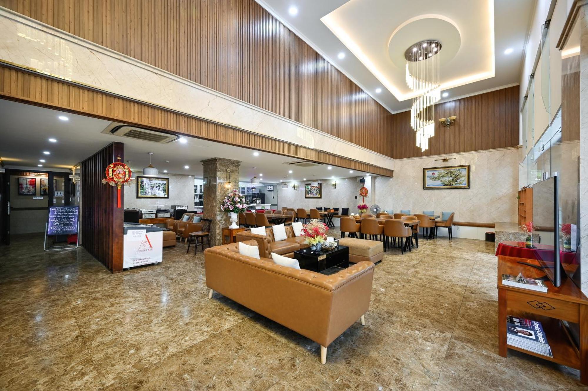 होटल The River Park 3*